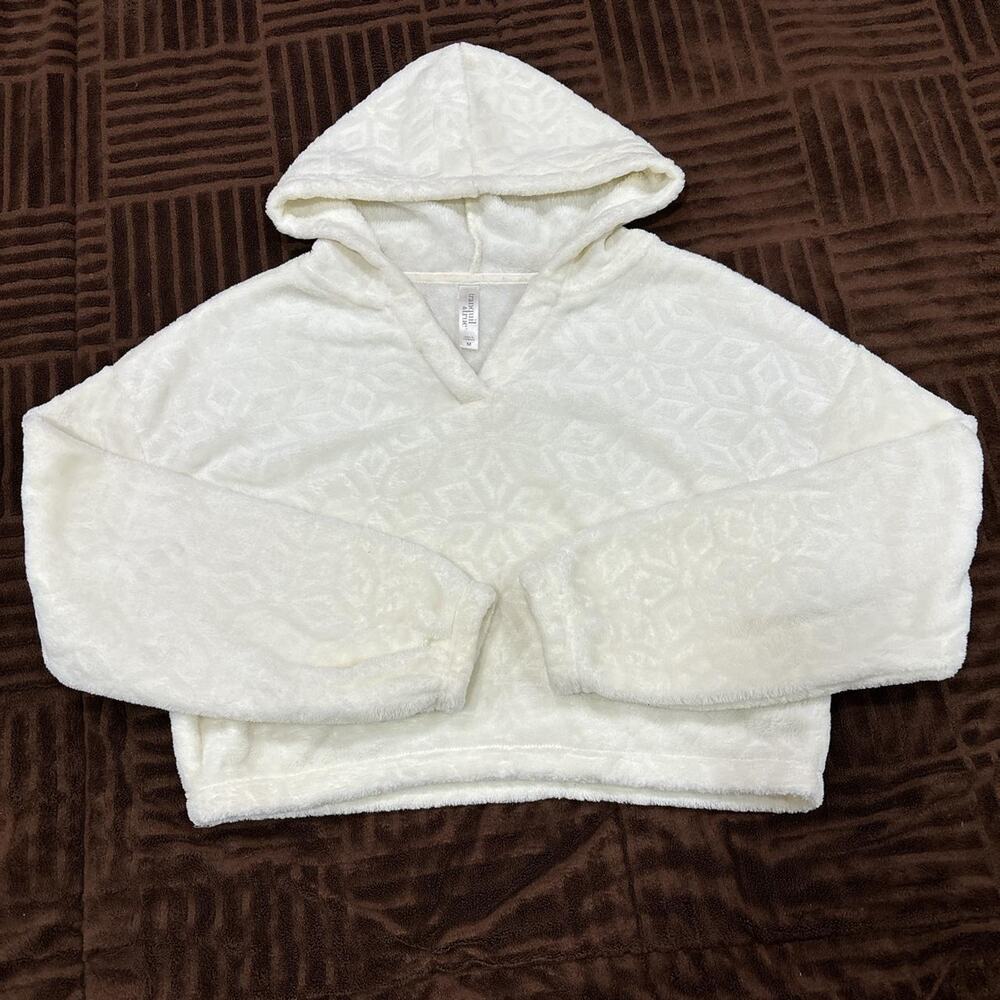 Womens cropped fleece sweater